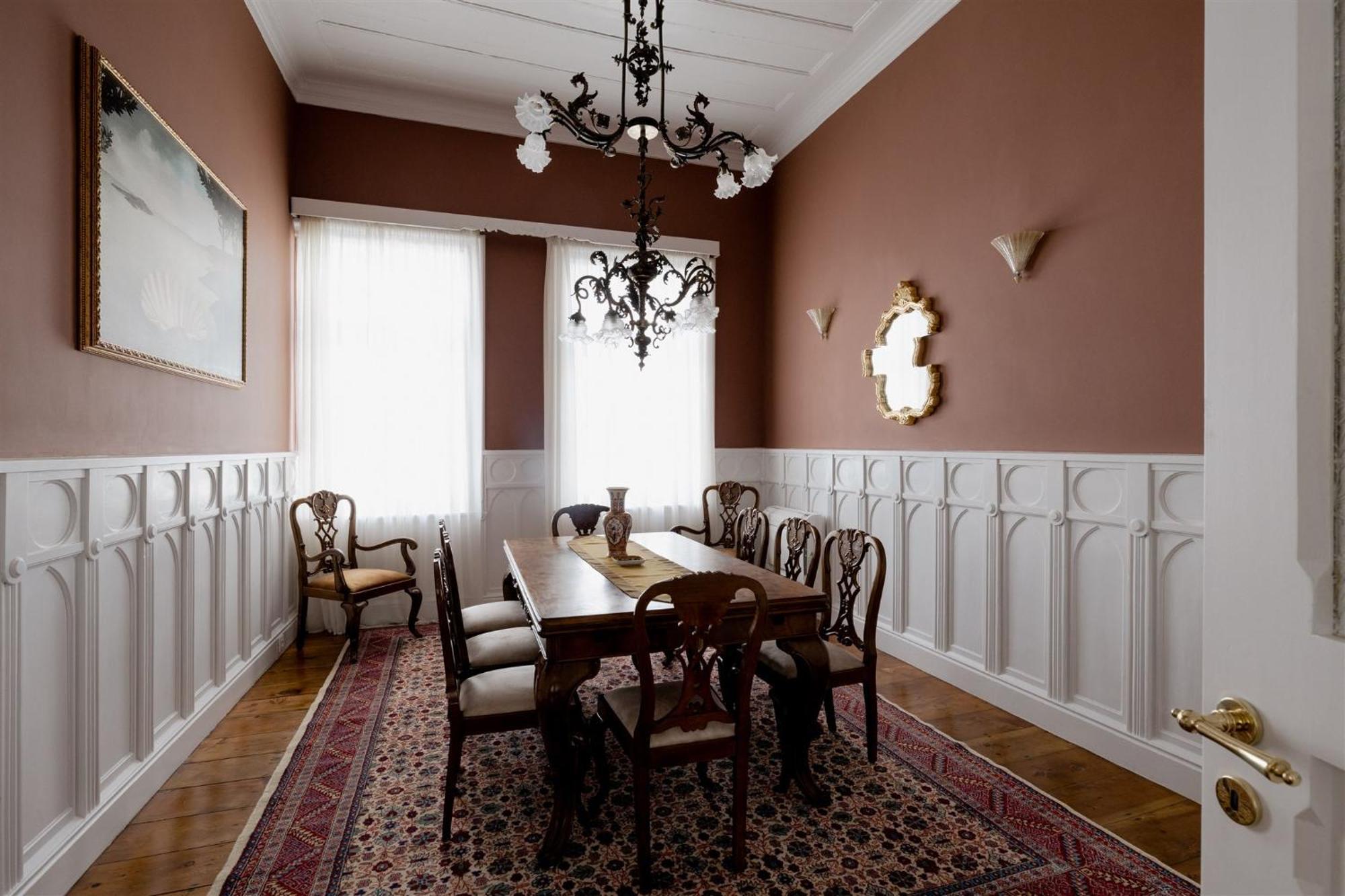 Victoria Mansion A Luxurious Neoclassical Experience Bed & Breakfast Rhodes City