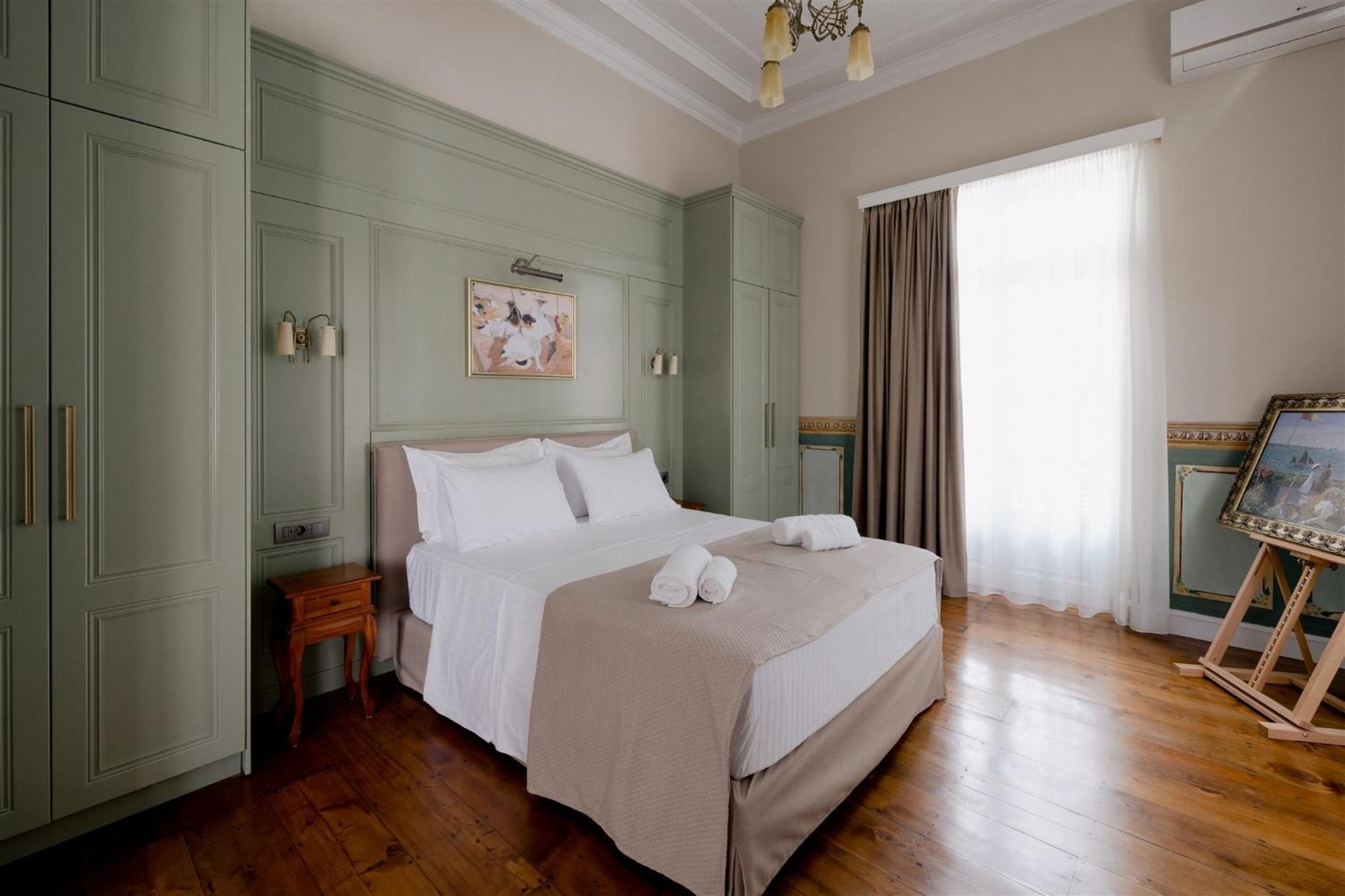 Victoria Mansion A Luxurious Neoclassical Experience * Rhodes City