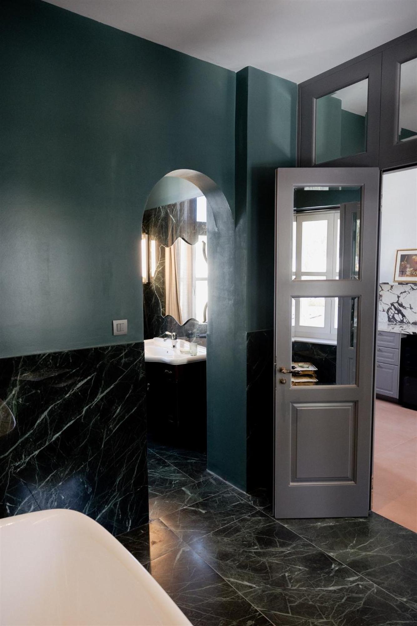 Victoria Mansion A Luxurious Neoclassical Experience Bed & Breakfast Rhodes City